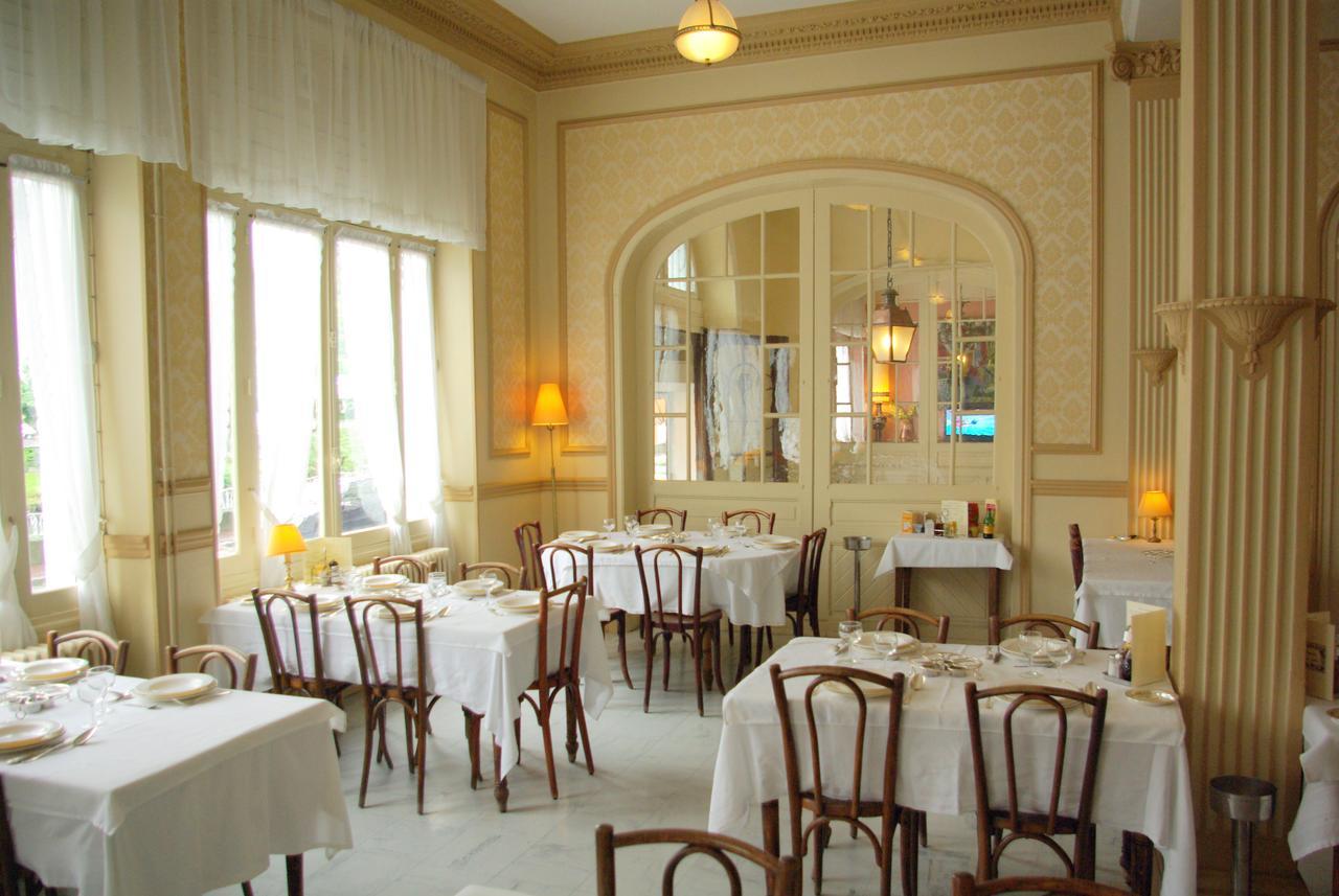 Hotel De L'Europe Лурд Экстерьер фото